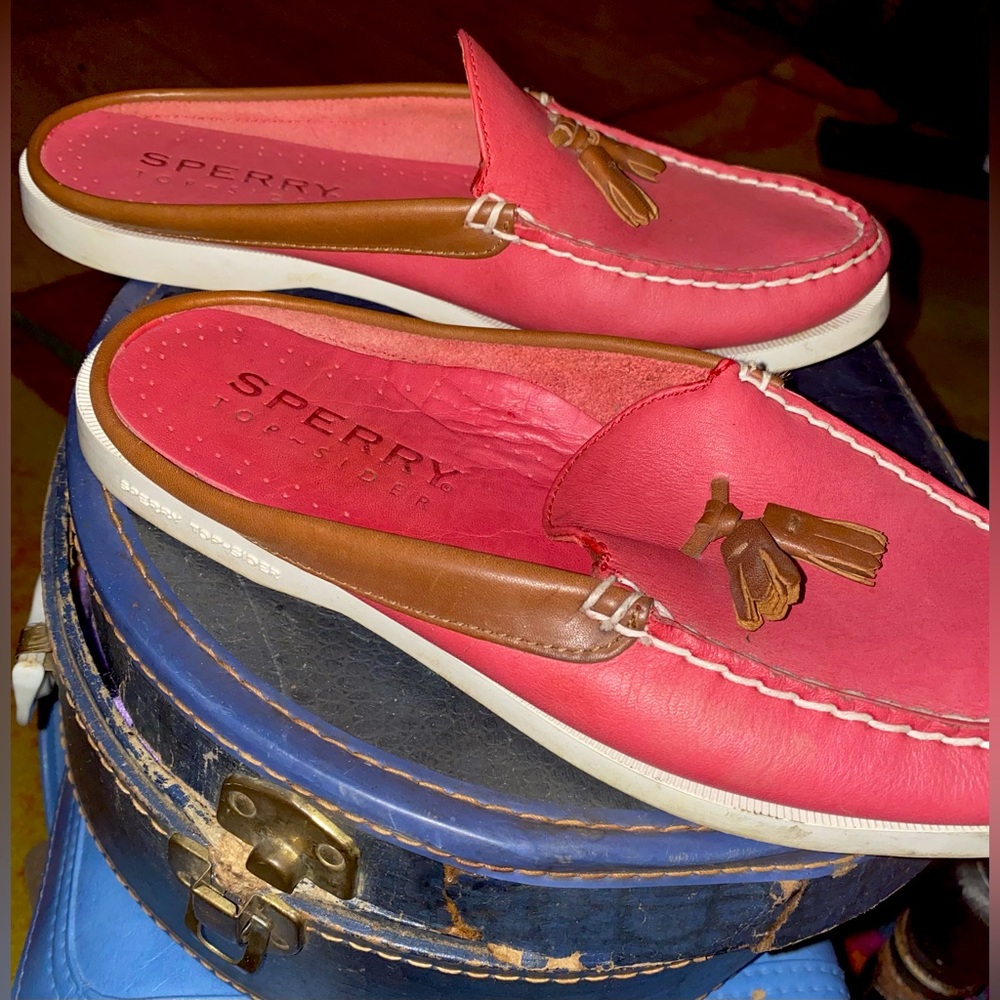 Women’s Sperry Sliders